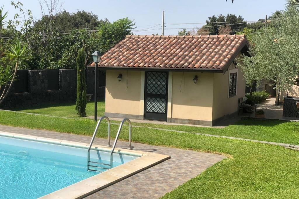 Casa Di Paco A Nicolosi Маскалуча Экстерьер фото